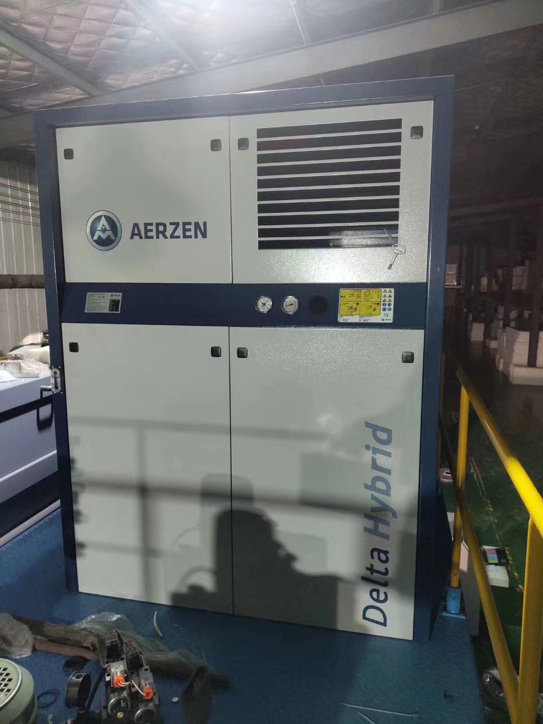 Aerzen无油螺杆风机在熔喷客户现场正式开机使用！